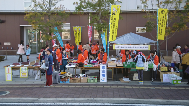 西大寺朝市の様子